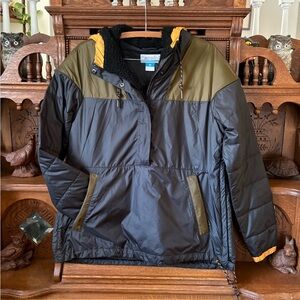 Columbia Black and Olive Gorpcore Women’s Fleece Lined Puffer Jacket size Large